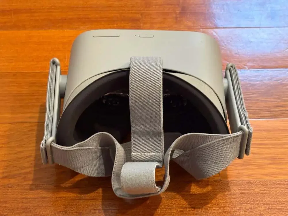 Oculus Go Standalone All-in-One Virtual Reality Headset
